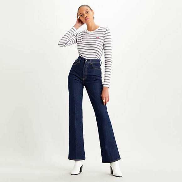 Levi's Ribcage Bootcut Women's Jeans - Picture 2 of 8